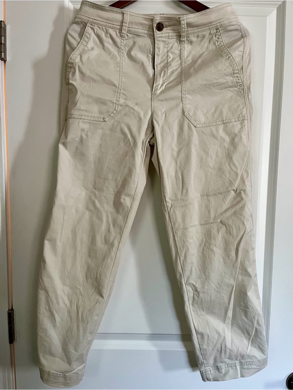 GAP Women's Girlfriend Khaki Pants in Light Beige